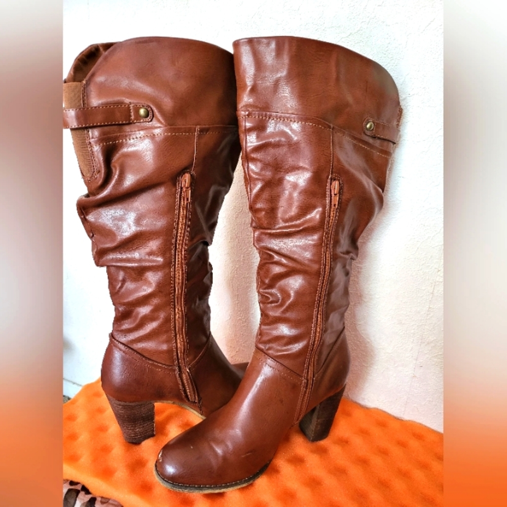 CATHY JEAN Faux Leather Brown Knee Boots Buckles Zipper Size 10